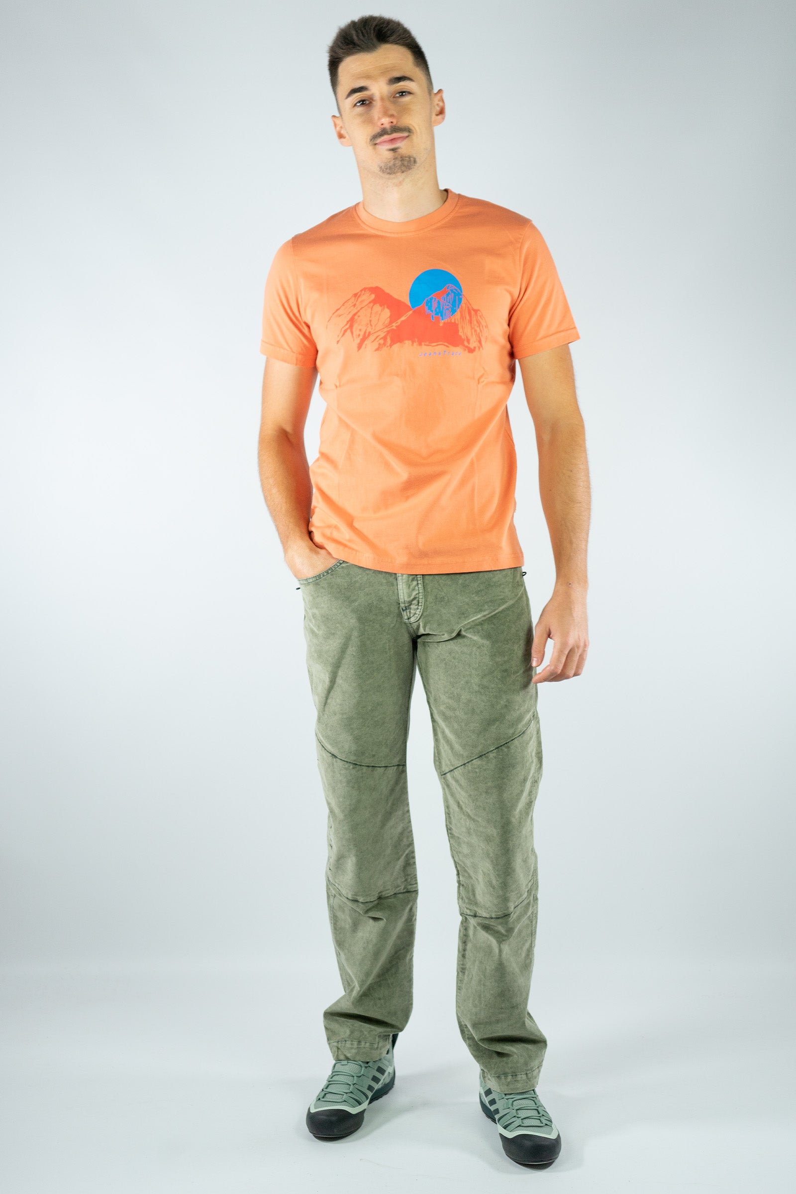 T-shirt in cotone biologico color salmone al tramonto