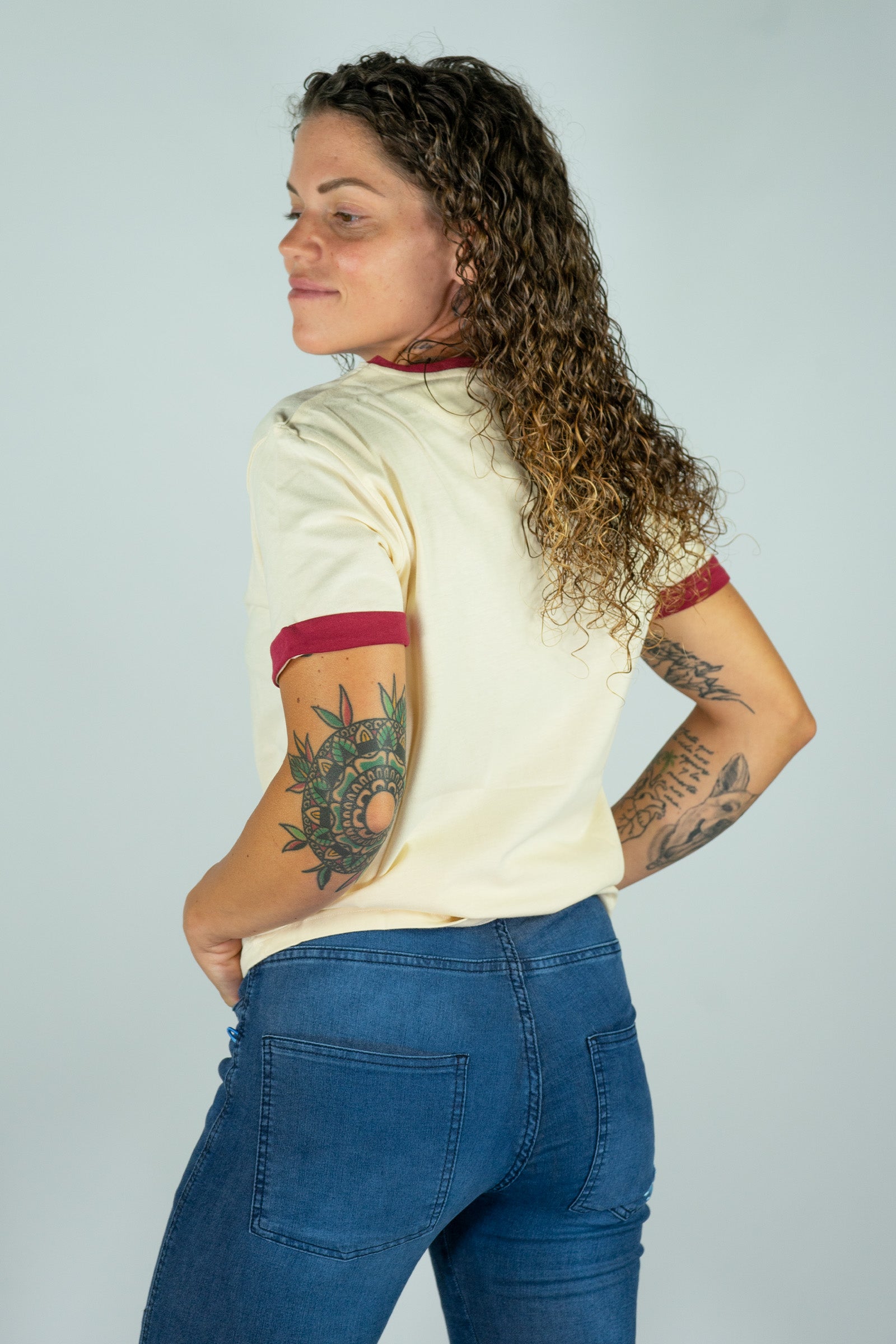 T-shirt Ringer in cotone biologico da donna beige